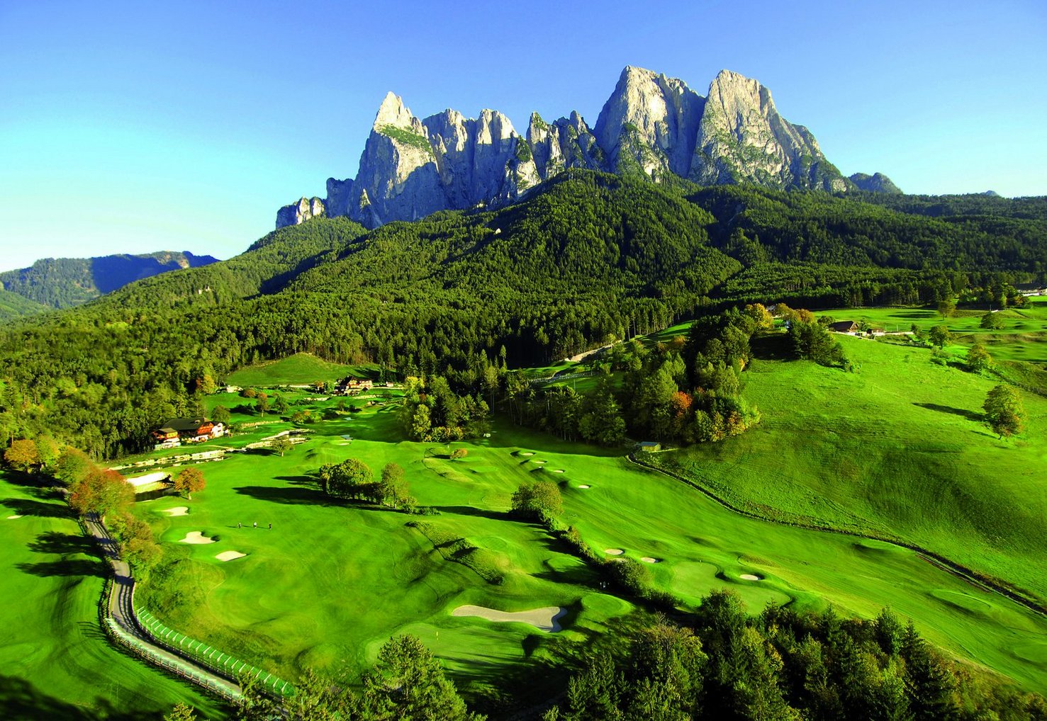 Golf with a panorama